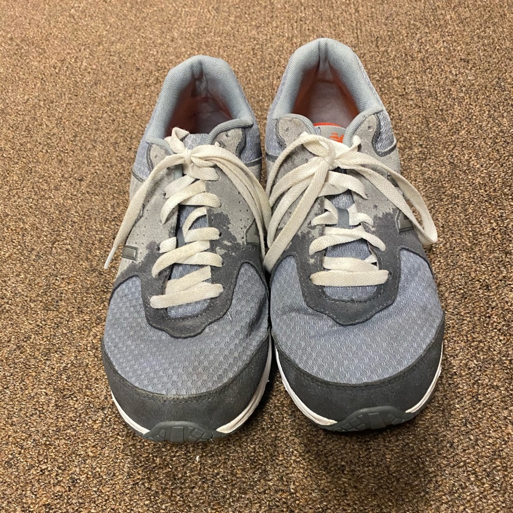 New balance 411 walking shoes
